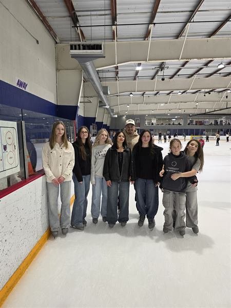 Ice Skating — photo 2