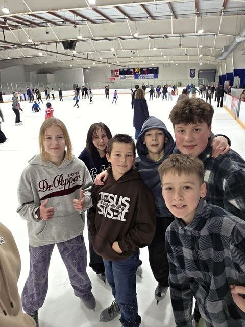 Ice Skating — photo 14